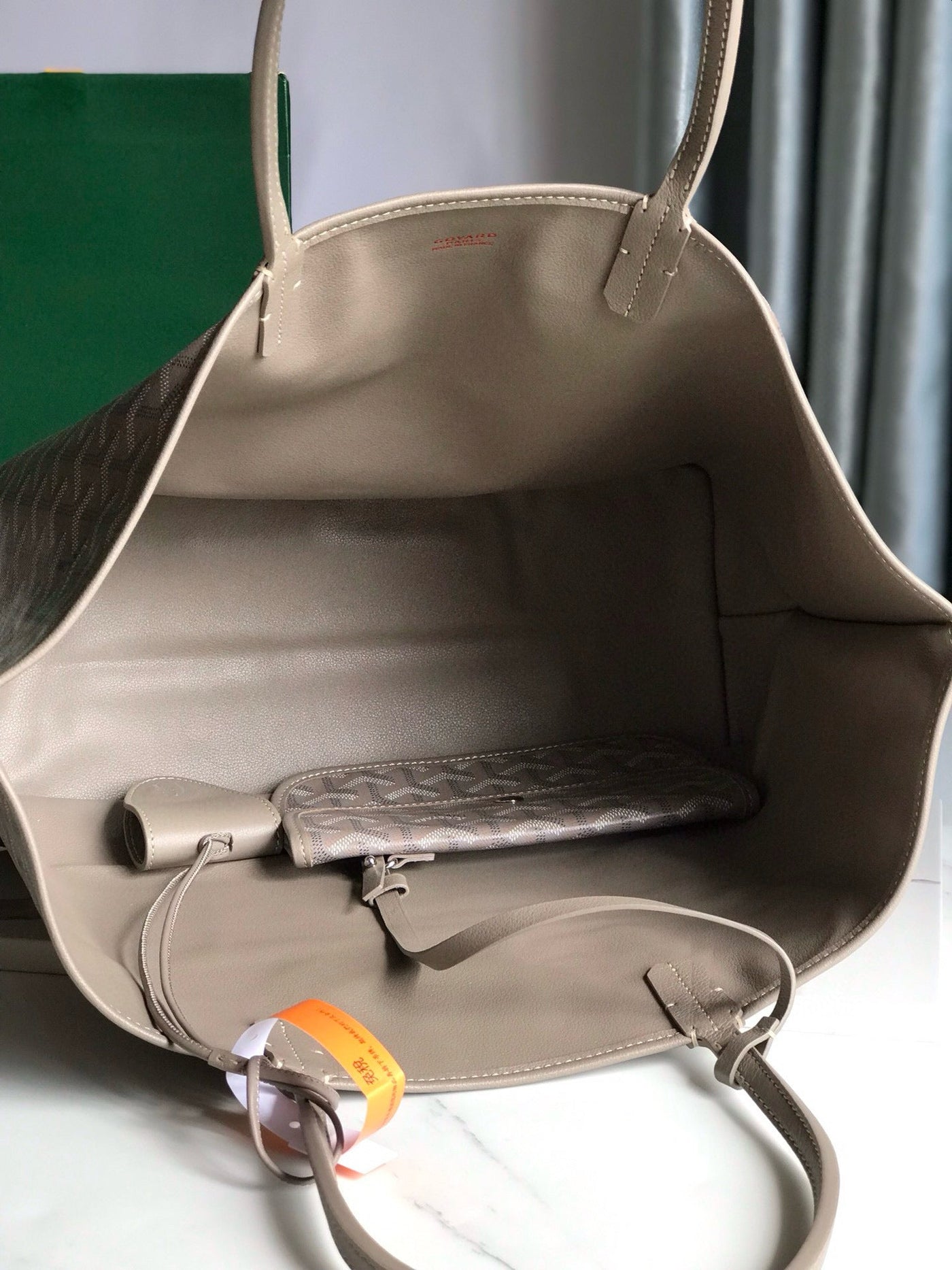 GOY REVERSIBLE ANJOU 39*32*19