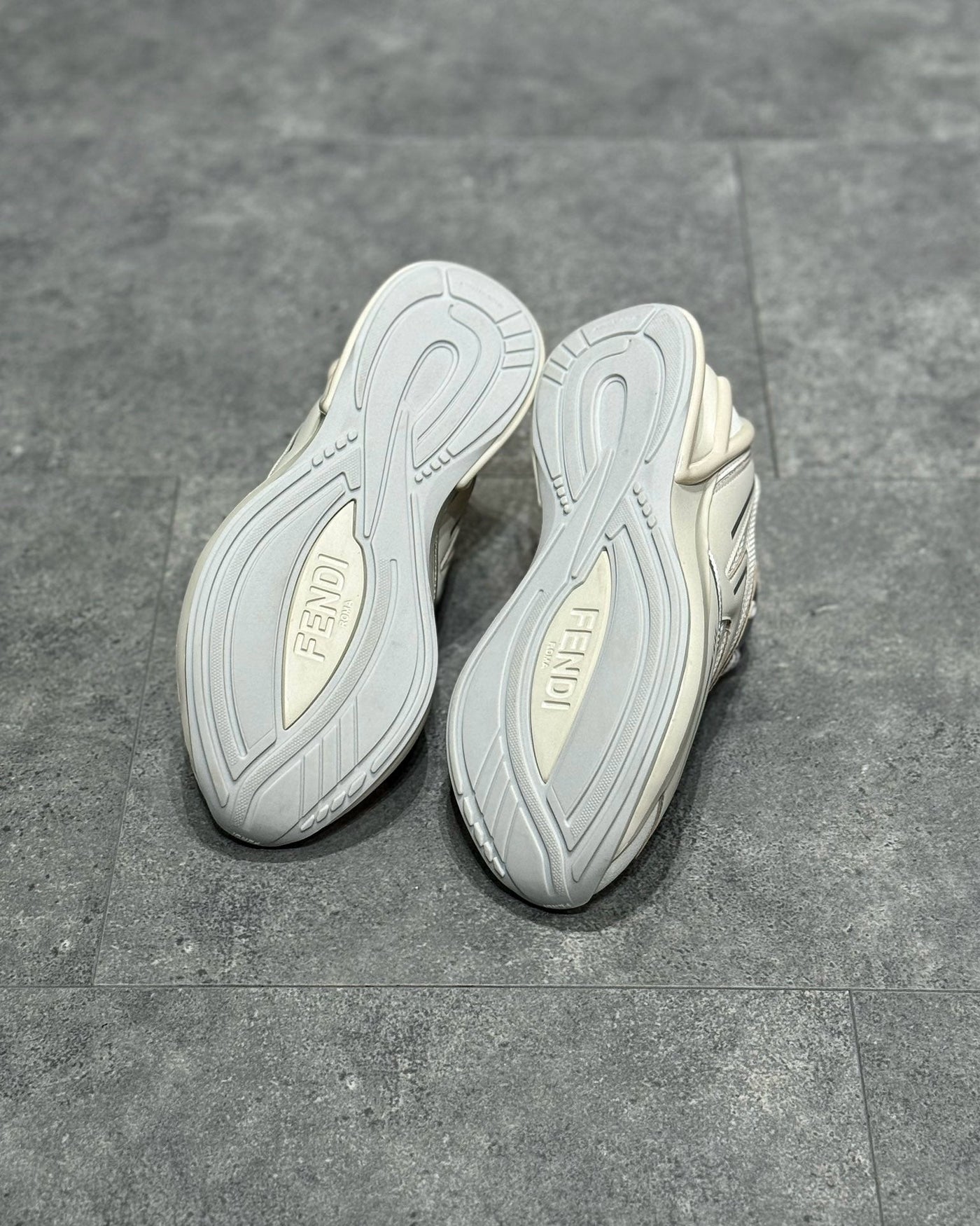 FEN Sneakers