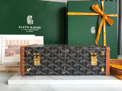 GOY Grand H√¥tel 24.5x7.5x17cm