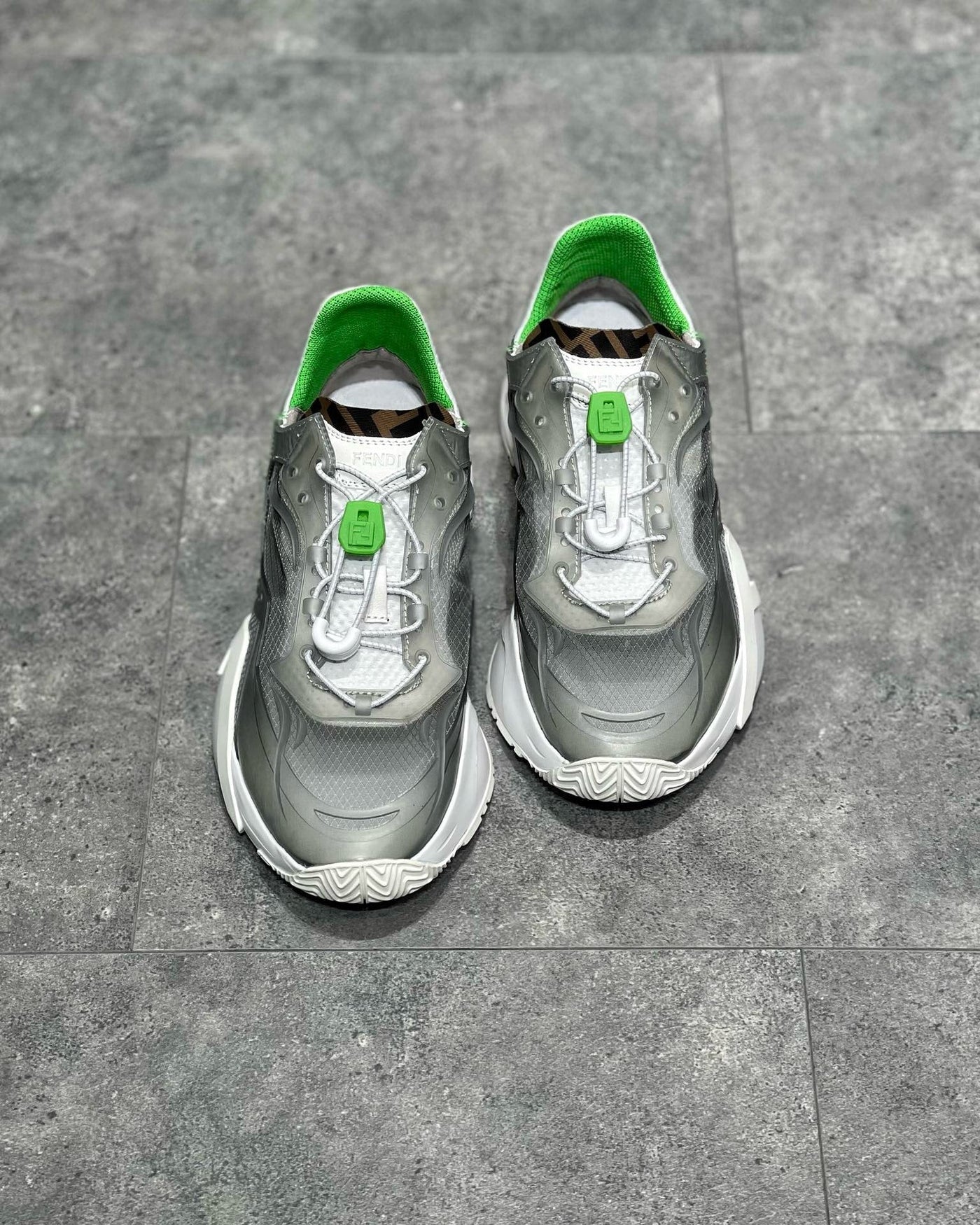 FEN Sneakers