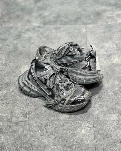 Sneakers & Shoes