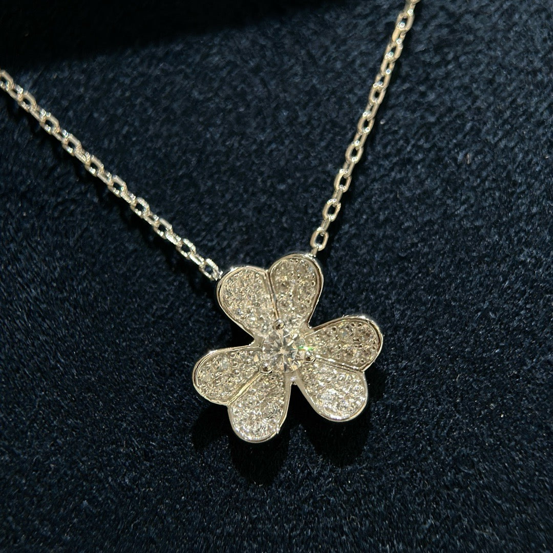 VCA Necklace