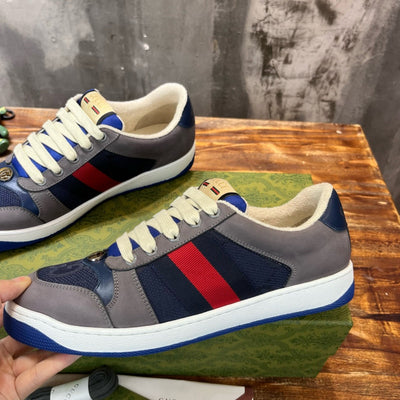 GUC Sneakers