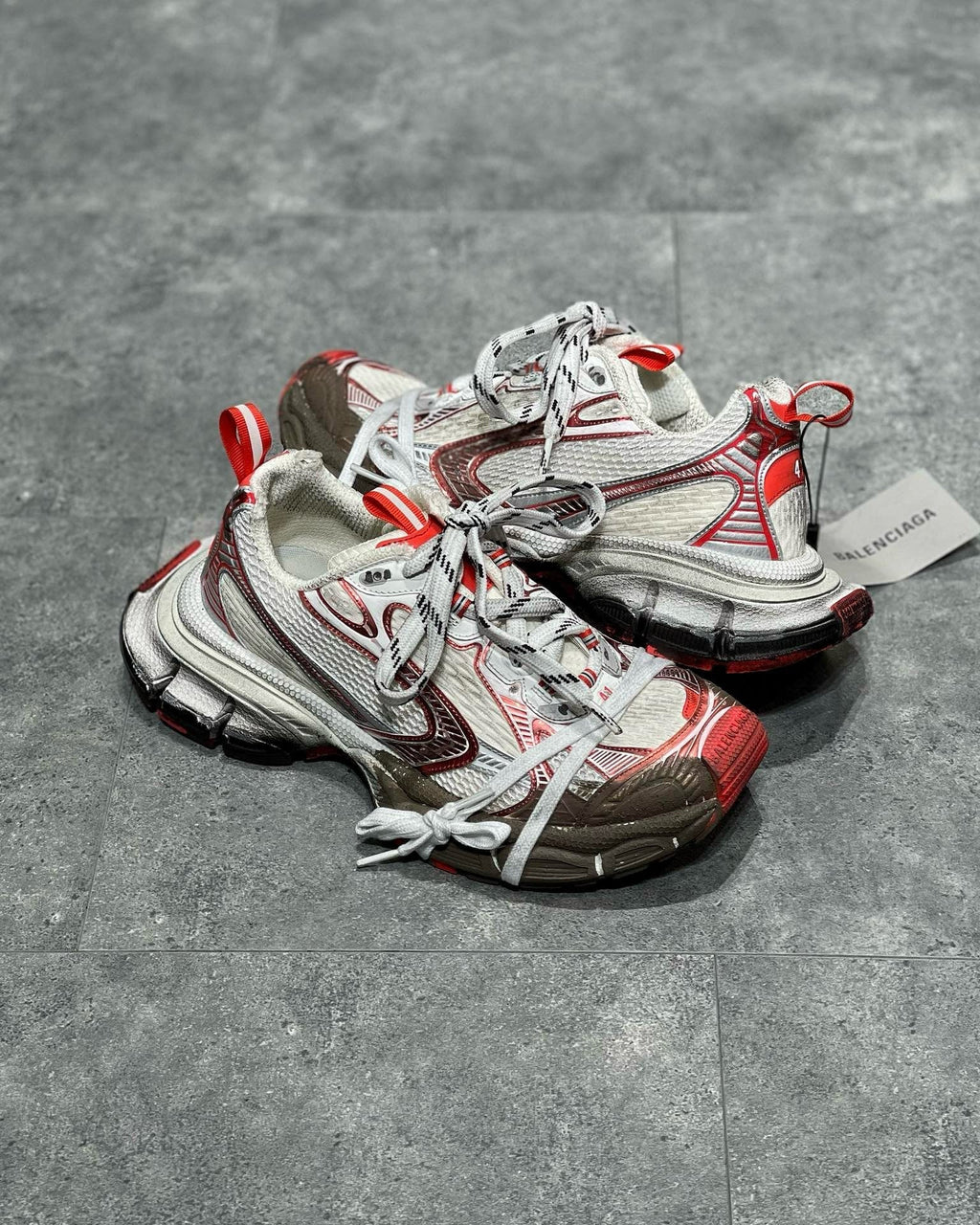Sneakers & Shoes
