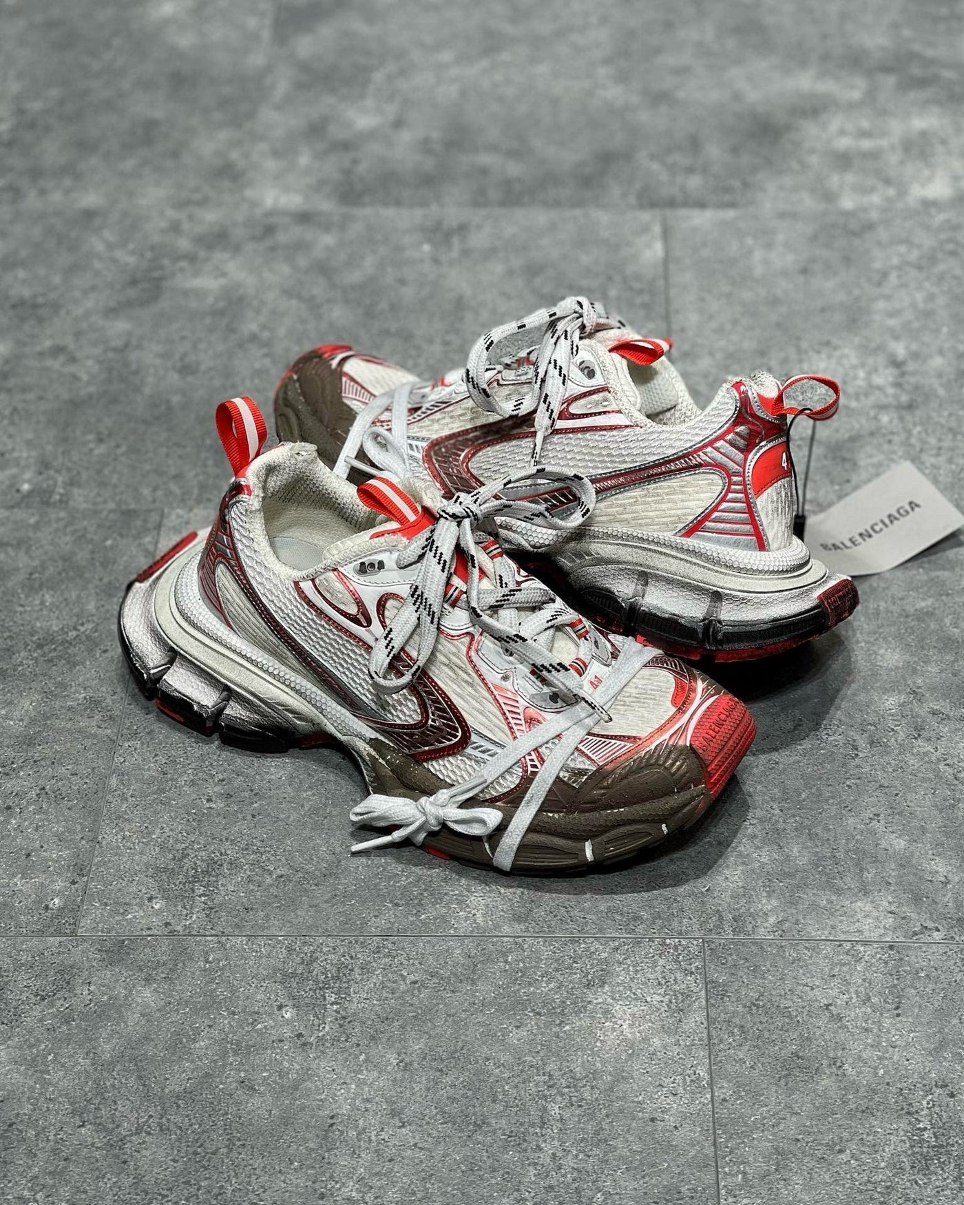 Sneakers & Shoes