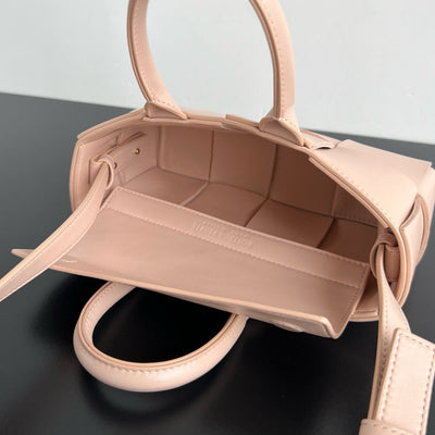 BV EAST-WEST ARCO TOTE 11*22*5.5