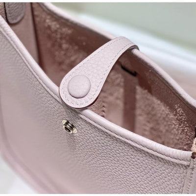 HERM Evelyne III TPM Bag In Mauve Pale Clemence Leather