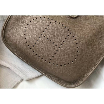 HERM Evelyne III 29 PM Bag In Taupe Clemence Leather