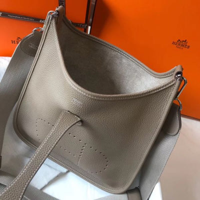 HERM Evelyne III 29 PM Bag In Tourterelle Clemence Leather