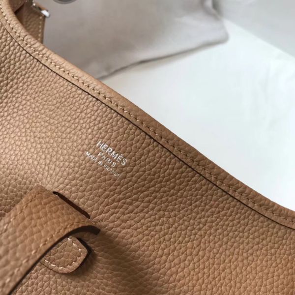 HERM Evelyne III 29 PM Bag In Trench Clemence Leather