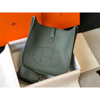 HERM Evelyne III 29 PM Bag In Vert Amande Clemence Leather