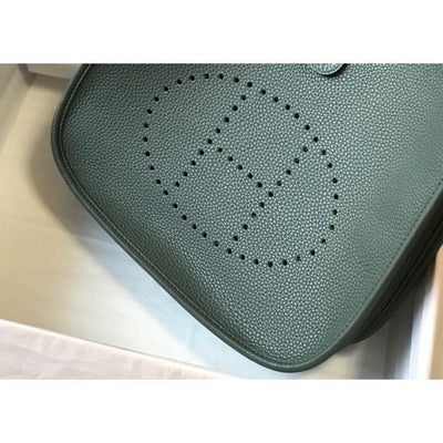 HERM Evelyne III 29 PM Bag In Vert Amande Clemence Leather
