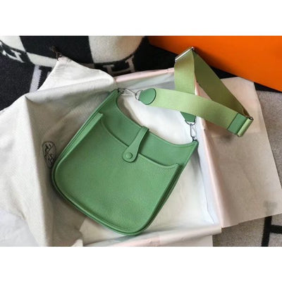 HERM Evelyne III 29 PM Bag In Vert Criquet Clemence Leather