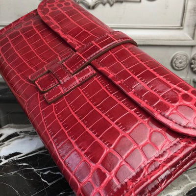 HERM Jige Elan 29 Clutch In Dark Red Crocodile Leather