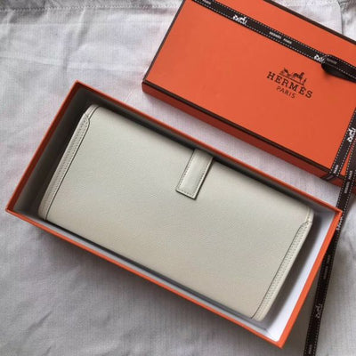 HERM Jige Elan 29 Clutch In White Epsom Leather