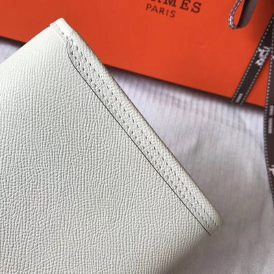 HERM Jige Elan 29 Clutch In White Epsom Leather