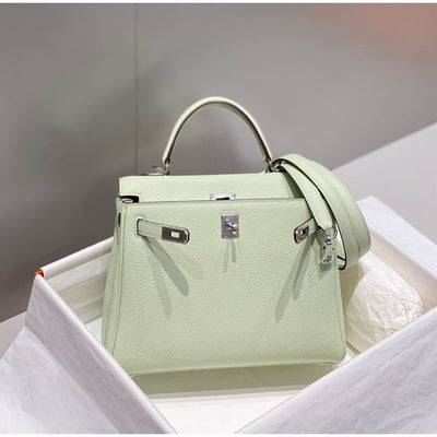 HERM Kelly 25cm Retourne Bag In Vert Fizz Clemence Leather