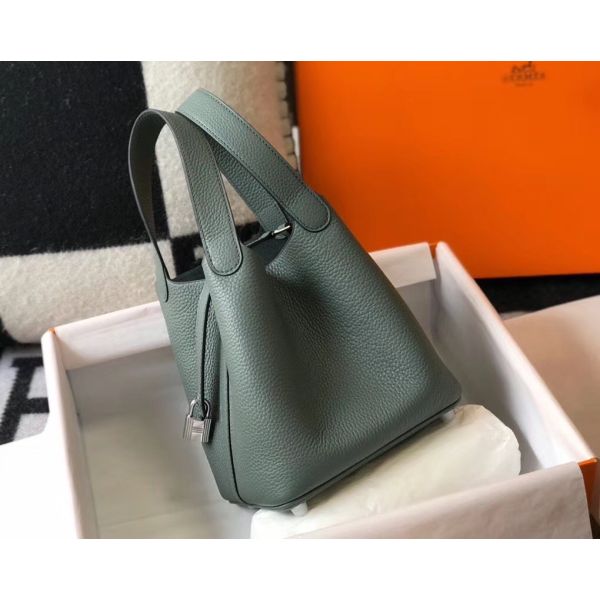 HERM Picotin Lock 18 Bag In Vert Amande Clemence Leather