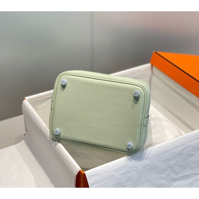 HERM Picotin Lock 18 Bag In Vert Fizz Clemence Leather