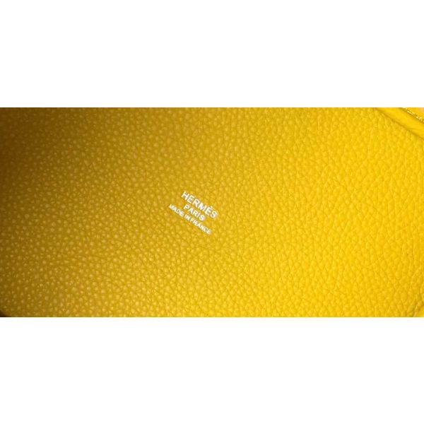 HERM Picotin Lock 18 Bag In Yellow Clemence Leather