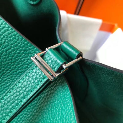 HERM Picotin Lock 22 Bag In Vert Vertigo Clemence Leather