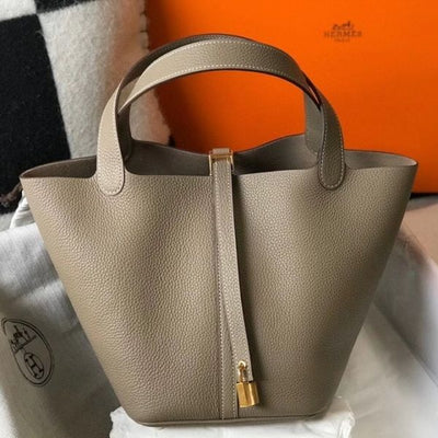 HERM Picotin Lock 22 Bag In Tourterelle Clemence Leather