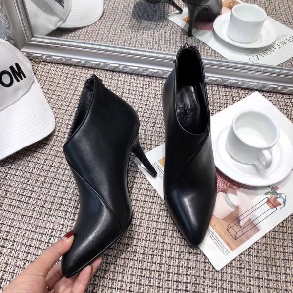 HERM Virginia Ankle Boot In Black Leather