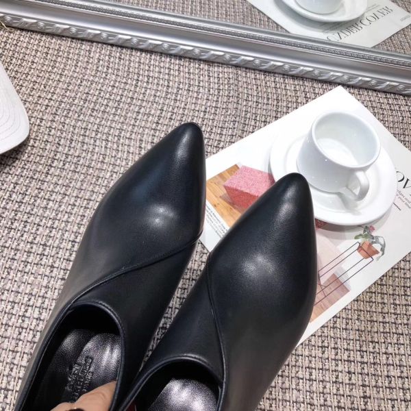 HERM Virginia Ankle Boot In Black Leather