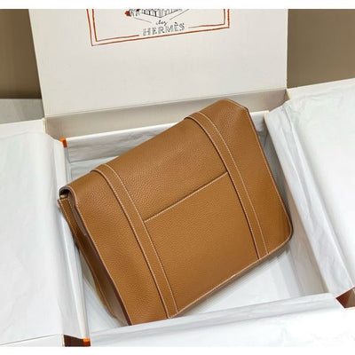 HERM Steve 30 Messenger Bag in Gold Clemence Leather