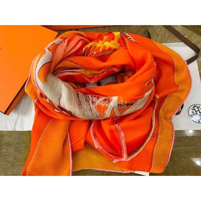 HERM Orange Projets Carres Shawl 140