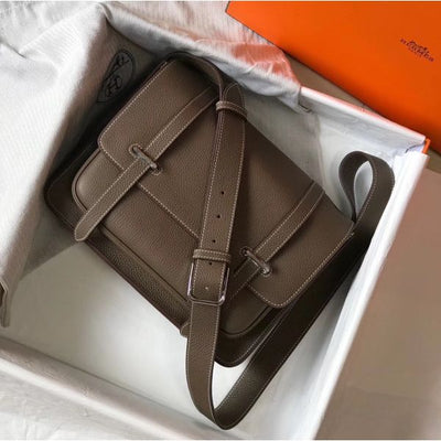 HERM Steve 35 Messenger Bag In Taupe Clemence Calfskin