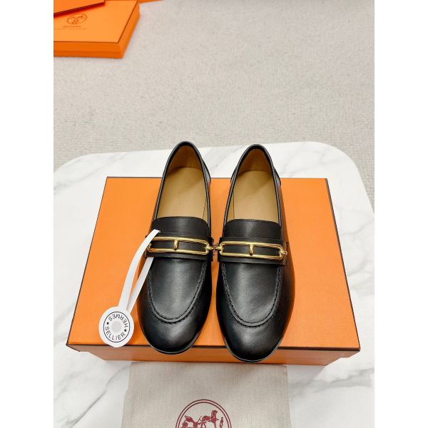 HERM Women's Colette Loafers in Black Leather
