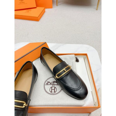 HERM Women's Colette Loafers in Black Leather