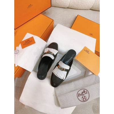 HERM Women's Oz Mules with Fringed in Black/White Leather