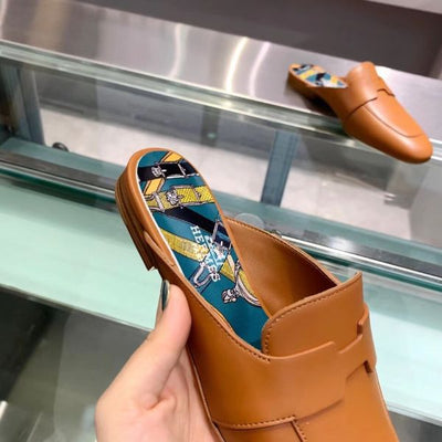 HERM Catena Mules In Brown Calfskin