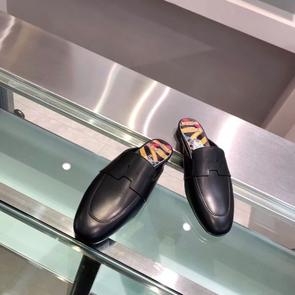 HERM Catena Mules In Black Calfskin