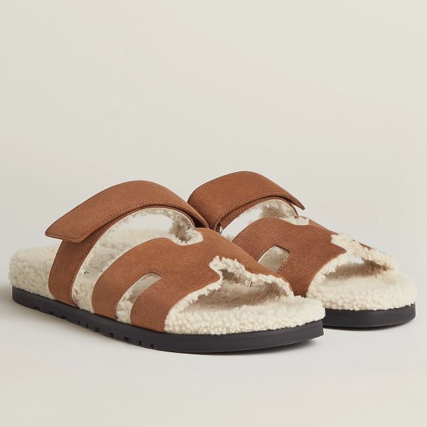 HERM Women's Chypre Sandals in Tan Suede with Shearling