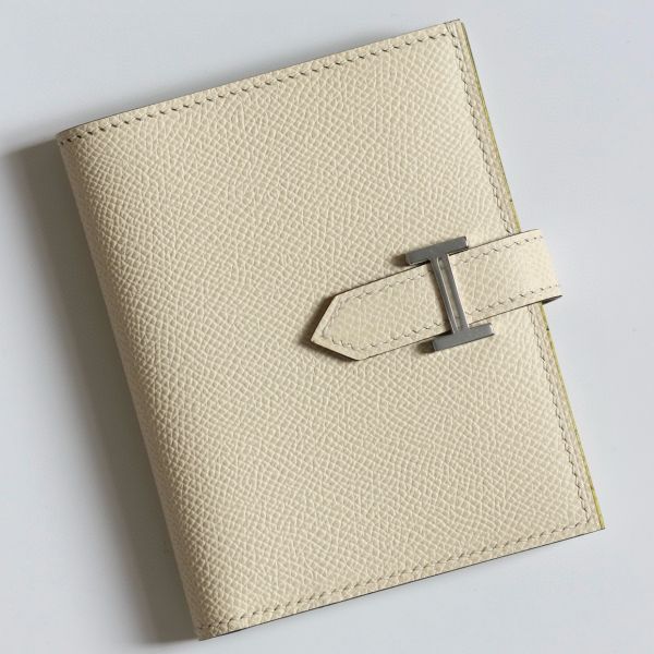 HERM Bearn Compact Verso Handmade Wallet in Nata Epsom Calfskin