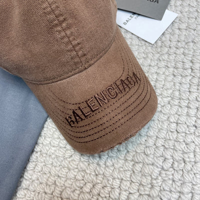 Caps