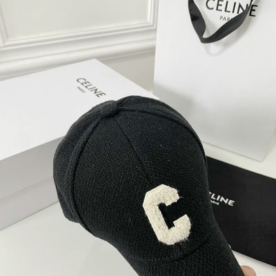 Caps