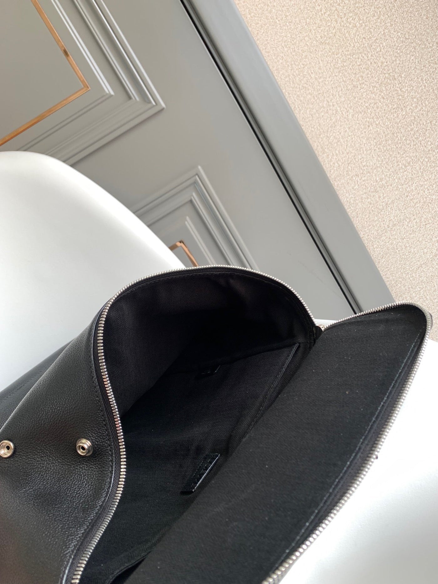 LO Backpack