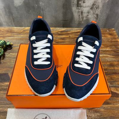 HERM Sneakers