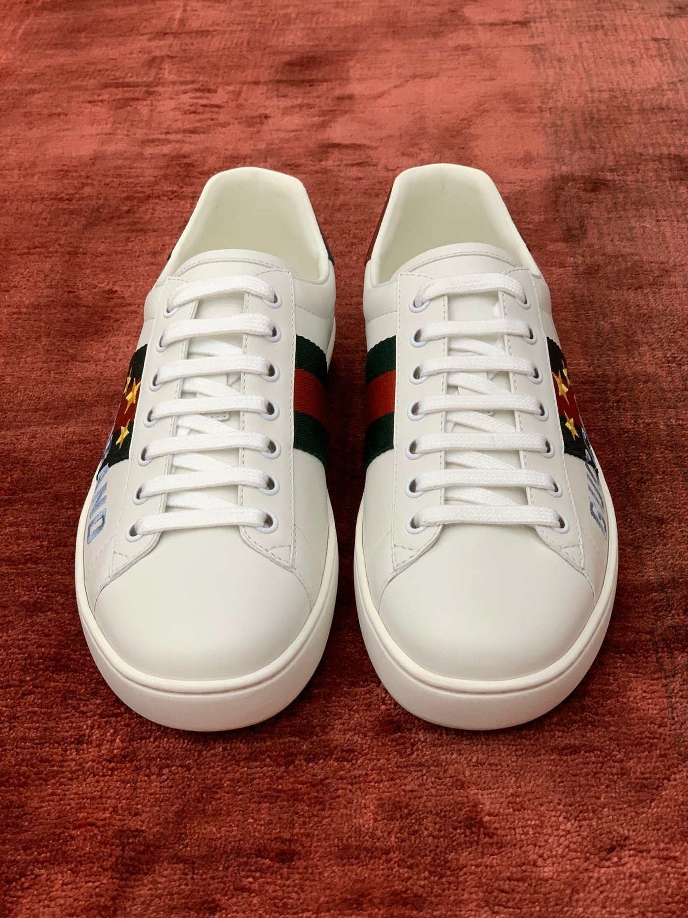Sneakers & Shoes