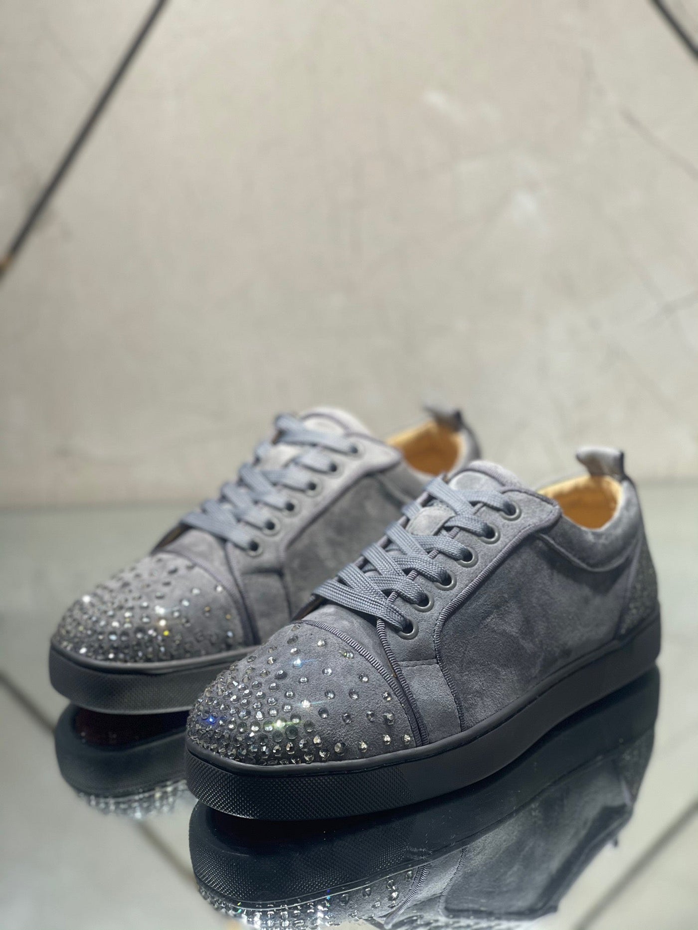 Sneakers & Shoes