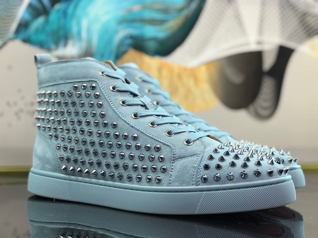 Sneakers & Shoes