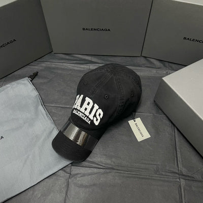 Caps