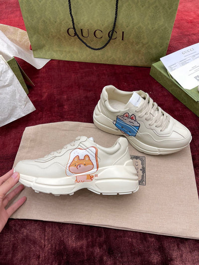 Sneakers & Shoes