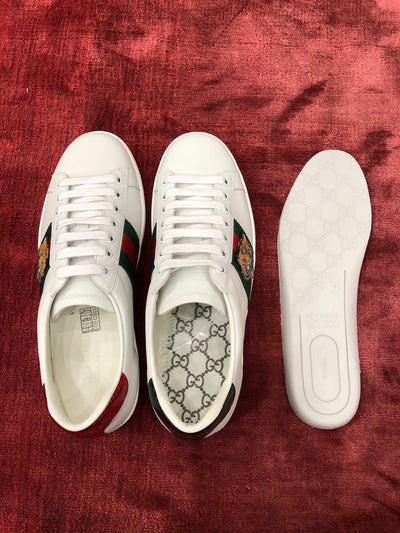 Sneakers & Shoes