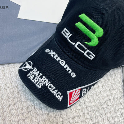 Caps