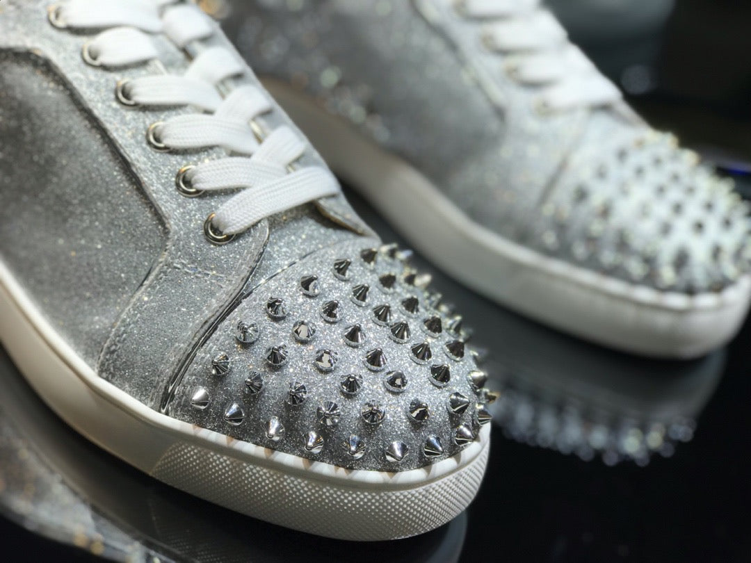 Sneakers & Shoes